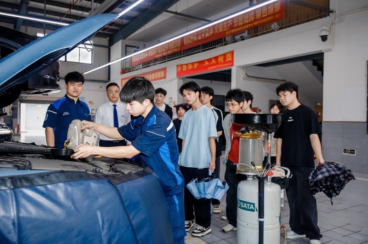 汽车维修与检测专业就业方向-汽车维修与检测专业就业方向工资？-第2张图片-职教招生网
