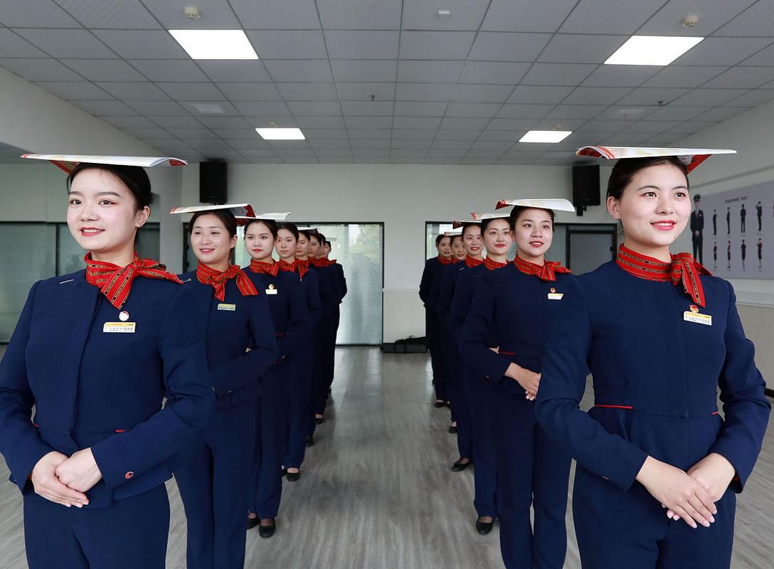 火车乘务员专业学校_火车乘务员读什么学校-第5张图片-职教招生网 火车乘务员专业学校_火车乘务员读什么学校-第5张图片-职教招生网