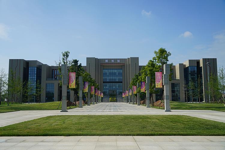 什邡市职业中专学校招生电话，什邡职业中专学校是公办学校吗-第1张图片-职教招生网