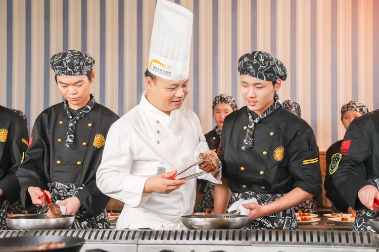 西式烹饪工艺专业主要学什么_西式烹饪工艺专业就业方向-第2张图片-职教招生网
