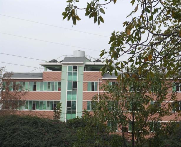 攀枝花市建筑工程学校招生简章,攀枝花市建筑工程学校成绩查询-第2张图片-职教招生网 攀枝花市建筑工程学校招生简章,攀枝花市建筑工程学校成绩查询-第2张图片-职教招生网