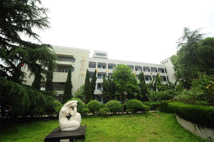 隆昌城关职业中学招生简章_隆昌城关职业中学招生简章公示-第6张图片-职教招生网