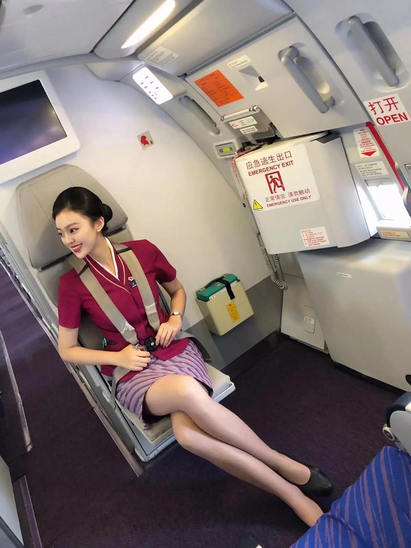 南京航空乘务专业-南京航空航天大学空乘是本科还是专科?-第2张图片-职教招生网 南京航空乘务专业-南京航空航天大学空乘是本科还是专科?-第2张图片-职教招生网