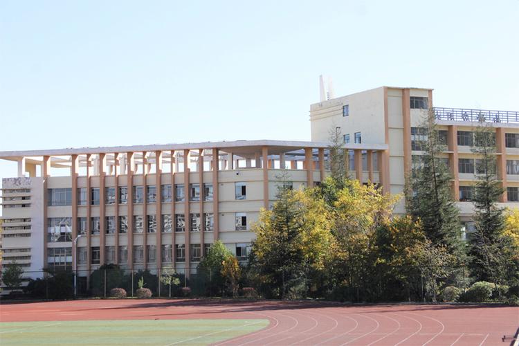 曲靖职业技术学校招生简章,曲靖职业技术学校招生简章公示-第4张图片-职教招生网 曲靖职业技术学校招生简章,曲靖职业技术学校招生简章公示-第4张图片-职教招生网