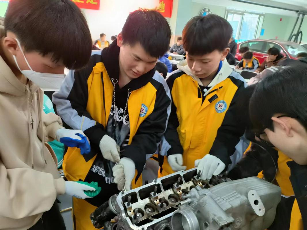 女孩学汽车检测与维修专业好吗-学汽车检测与维修技术前景好吗?？-第4张图片-职教招生网