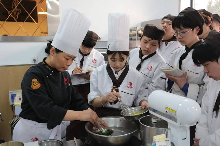 中餐烹饪专业学校-中餐烹饪专业学校排名?-第2张图片-职教招生网 中餐烹饪专业学校-中餐烹饪专业学校排名?-第2张图片-职教招生网