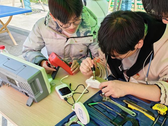 电子电器运用与维修专业好吗_电子电器应用与维修有前途吗-第5张图片-职教招生网 电子电器运用与维修专业好吗_电子电器应用与维修有前途吗-第5张图片-职教招生网