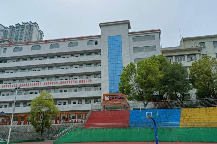 常德科技职业技术学院中职部招生_常德技术学院招生办官方网站-第1张图片-职教招生网 常德科技职业技术学院中职部招生_常德技术学院招生办官方网站-第1张图片-职教招生网