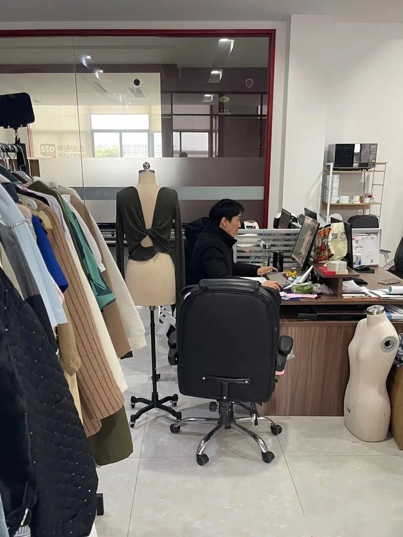 服装设计专业好不好找工作-服装设计好就业吗??-第3张图片-职教招生网 服装设计专业好不好找工作-服装设计好就业吗??-第3张图片-职教招生网